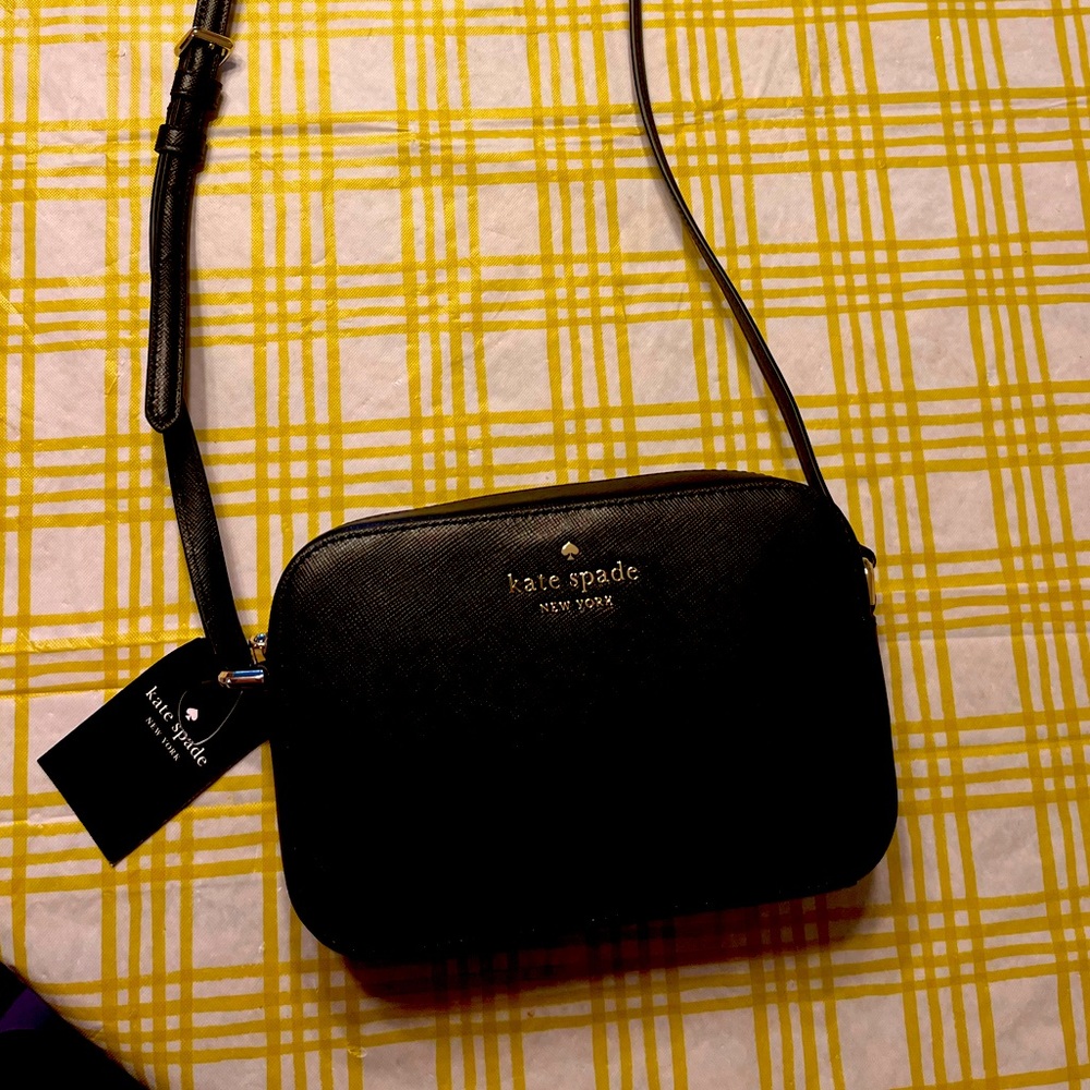 NWT Kate Spade ♠️ staci saffiano leather mini camera bag.